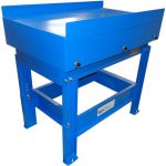 vibrating table for concrete molds