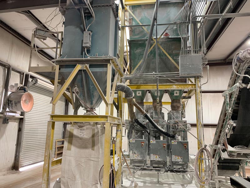 bagging machines and system to fill 50 pound bags with hydrated lime powder