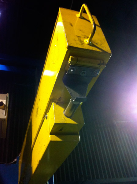 Retractable Pneumatic Bag Strap Support Pins