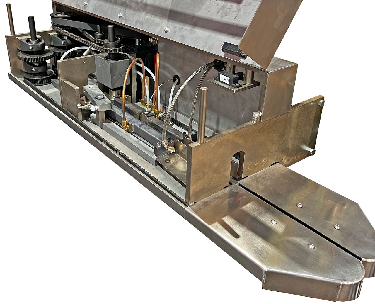 Internal view of hot air bag sealer front bag entrance