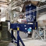 Large Vibrating Feeder Under Hopper