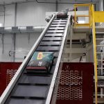 003-bags-conveyed-to-top-of-medium-high-speed-gantry-palletizer-system