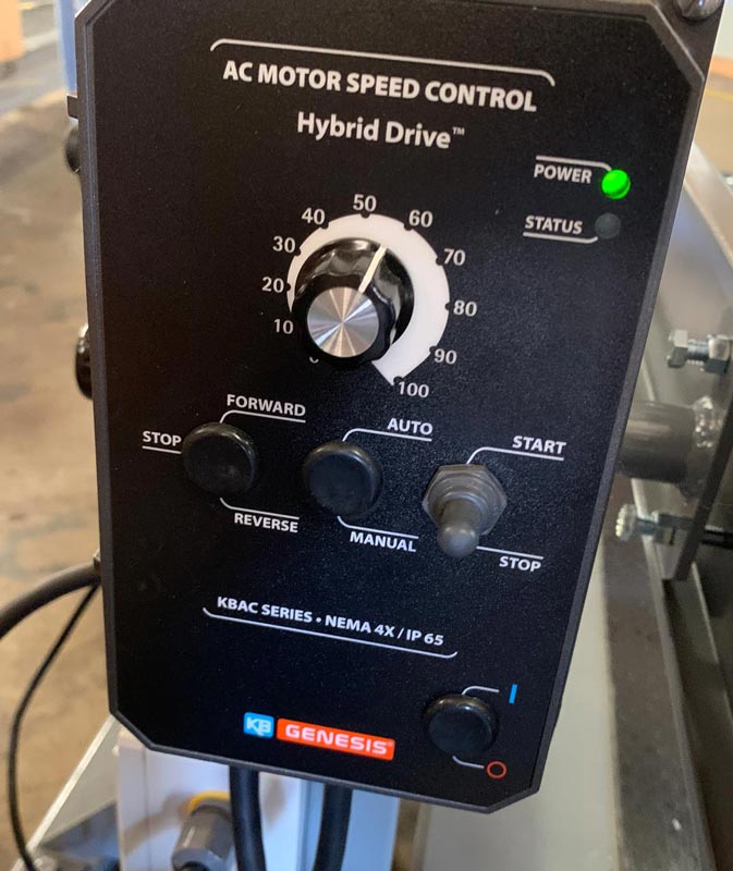 bag closing conveyor speed control