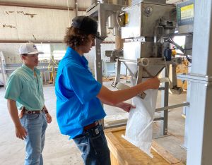 Feed Bagging Machines and Equipment for 20 to 110 Pound Bags