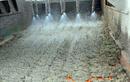 screening wet silica sand