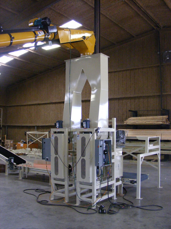 filling bags with linted cottonseed hulls